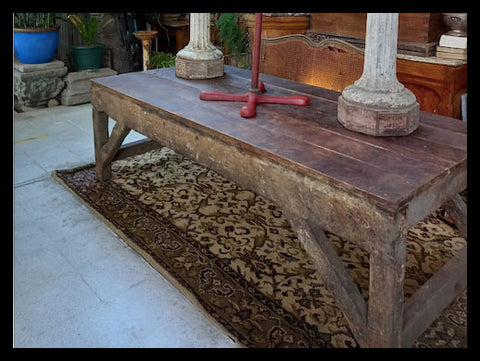 I.3532   MESÓN RÚSTICO