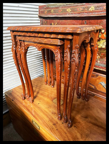 I.3536   TRÍO MESAS NIDO