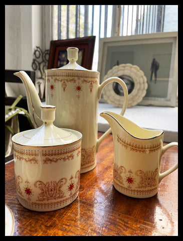 II.3235   JUEGO DE TÉ