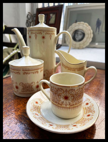 II.3235   JUEGO DE TÉ