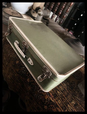 II.3582 MALETA DE PICNIC