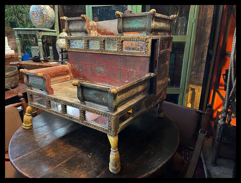 I.3779 ALTAR ORIENTAL