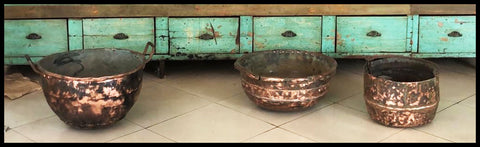 II.3236   TRÍO DE OLLAS DE COBRE