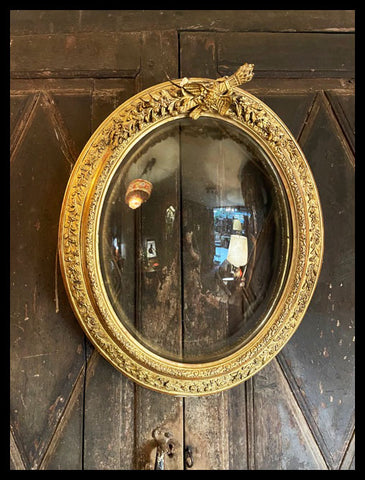 II.3242  MARCO DE BRONCE BOMBÉ