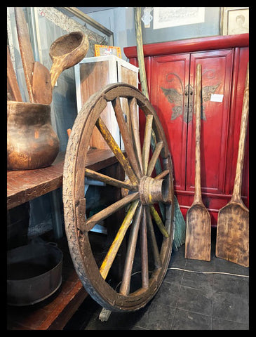 II.3243  RUEDA MADERA