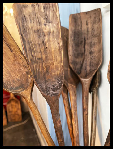 II.3244  PALAS MADERA