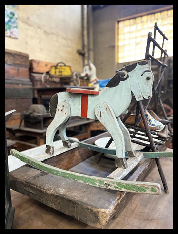 II.3585 BALANCINES DE MADERA