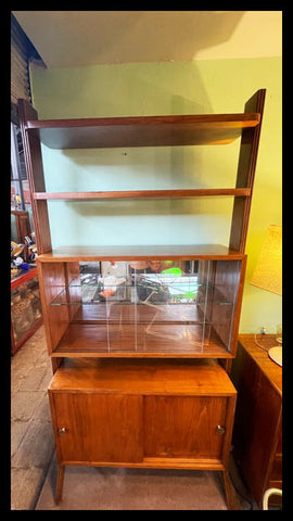 I.3590  VITRINA SÓNICA