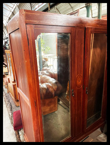 I.3597  ROPERO DOBLE ESPEJO