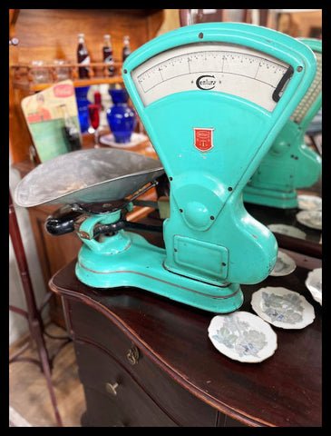 II.3283  PESA DE ABANICO