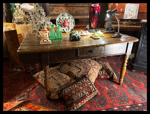 I.3619  MESA RÚSTICA CON CAJÓN