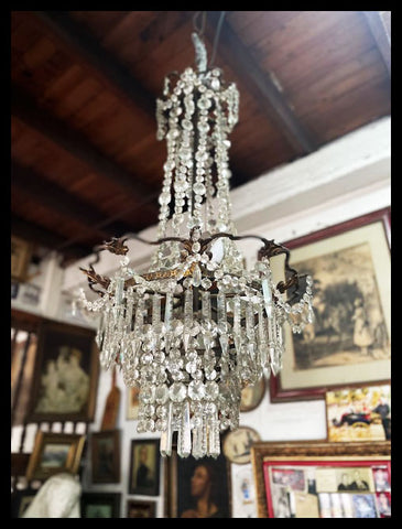 II.3287  GRAN LÁMPARA DE LÁGRIMAS