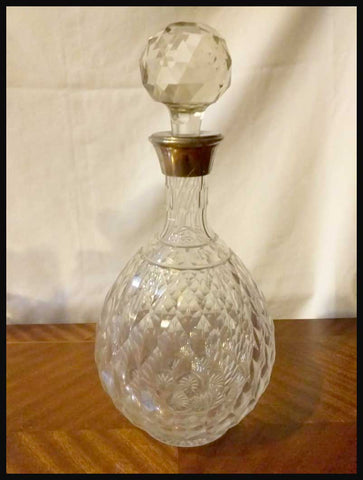 II.2380 BOTELLA DE CRISTAL CON GOLLETE DE PLAQUÉ