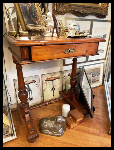 I.3684 COSTURERO ALEMÁN