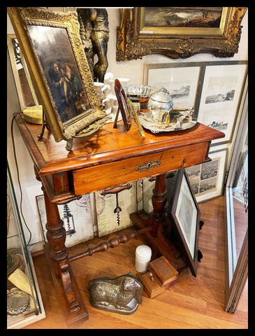 I.3684 COSTURERO ALEMÁN