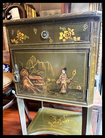 I.4067 PAR DE VELADORES CHINOS