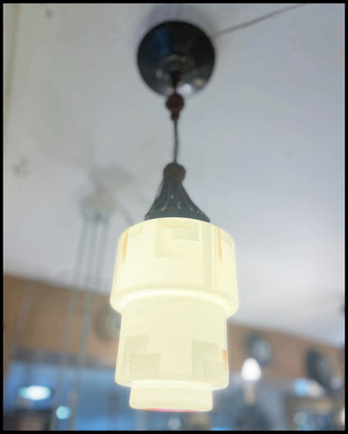 II.3335 LÁMPARA DE OPALINA ART DECO