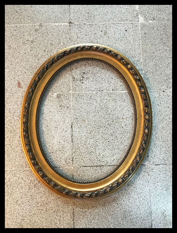 II.3342  MARCO ESPEJO OVALADO