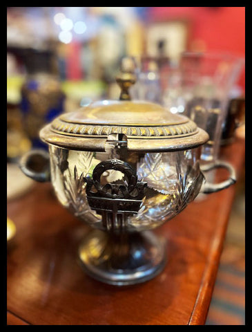 II.3366 CENTRO DE MESA CRISTAL Y PLAQUÉ