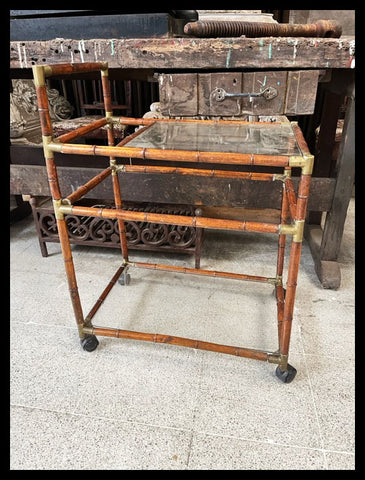 I.3728 BAR DE BAMBÚ Y BRONCE