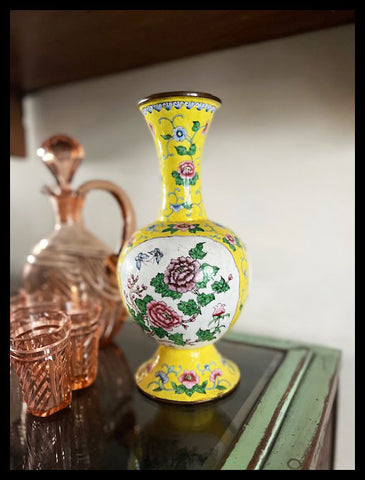 II.3375 FLORERO CLOISONNÉ AMARILLO