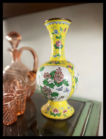 II.3375 FLORERO CLOISONNÉ AMARILLO