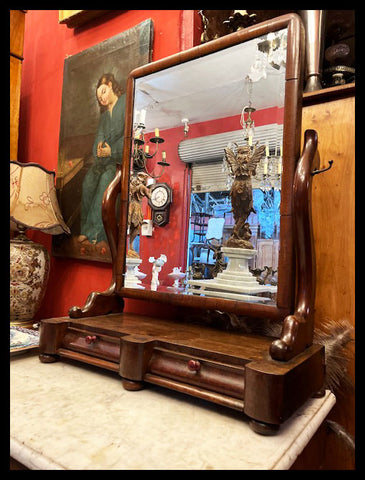 II.3390 ESPEJO INGLÉS DESOBREMESA