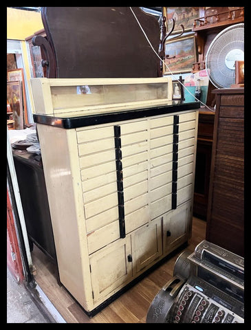 I.3741 MUEBLE DE DENTISTA