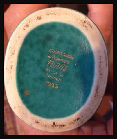 II.2411 JUEGO DE BAÑO DE CERÁMICA SUECA VERDE