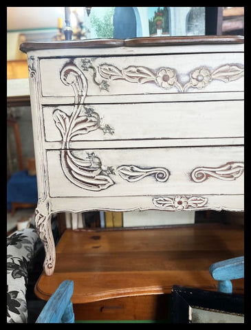 I.4083 CÓMODA BLANCA