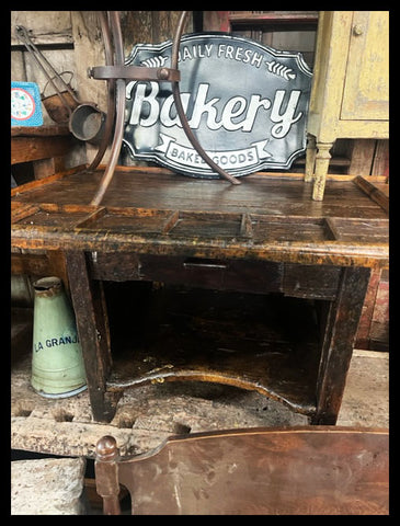 I.4093 MESÓN DE TRABAJO DE ZAPATERO