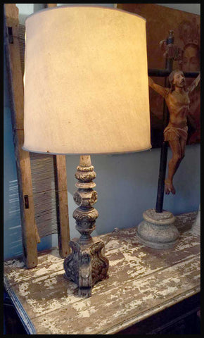 II.1915 PAR DE LÁMPARAS DE MESA