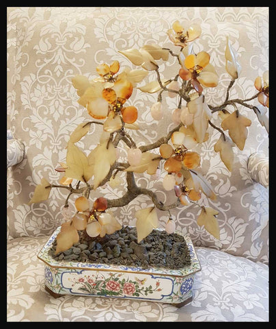 II.2425 ARBOLITO DE PIEDRA DURA BASE GRANDE RECTANGULAR