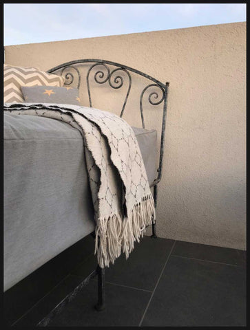 I.1933 CAMA DE FIERRO FORJADO