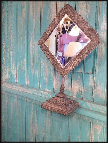 II.2450 ESPEJO DE MESA