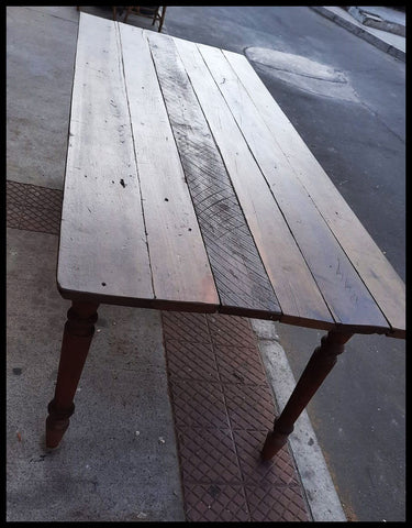 I.4118 MESA DE MADERAS VIEJAS RECICLADAS