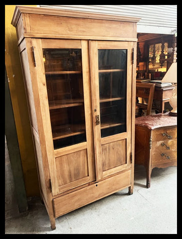 I.4140 VITRINA FISCAL DE LINGUE