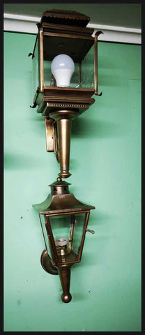 II.2447 FAROL DE BRONCE CUADRADO