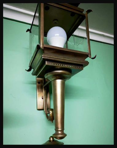 II.2447 FAROL DE BRONCE CUADRADO