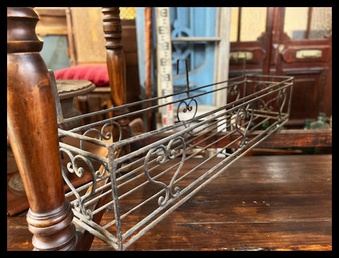 II.3627 JARINERAS DE FIERRO