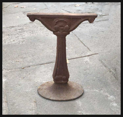 I.1951 REJA FUNDIDA TRANSFORMADA EN MESA DE CENTRO