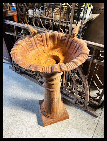 II.3640 FUENTE DE AGUA