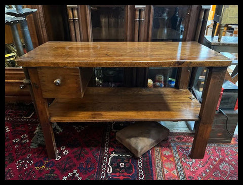 I.3955 MESÓN DOBLE CUBIERTA CON CAJÓN