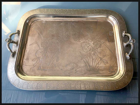 II.2473 BANDEJAS DE PLAQUÉ CON ASAS