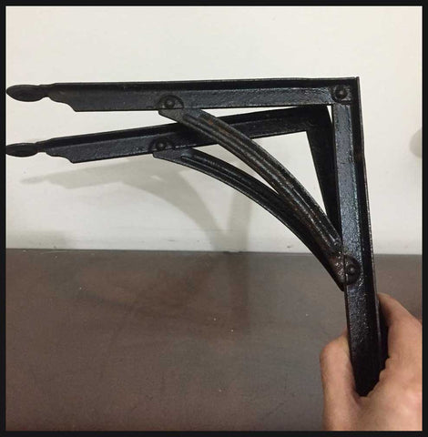 II.2475 ESQUINEROS DE FIERRO