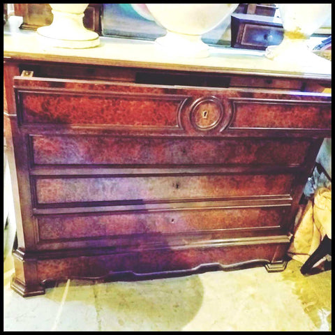 I.1947 CÓMODA SECRETAIRE,  RAÍZ DE TUYA