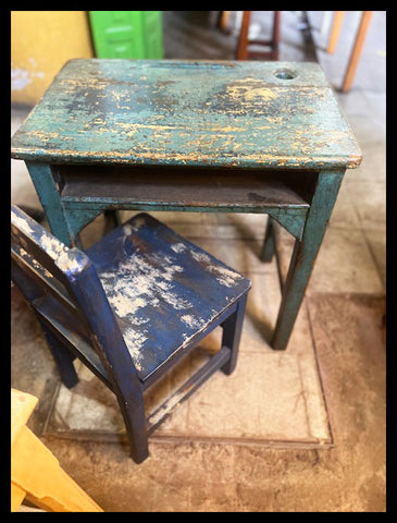 I.4181 PUPITRE PATINADO AZUL