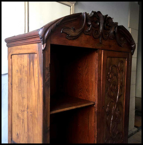 I.1958 ROPERO TALLADO