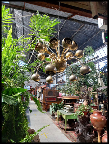 II.3669 LÁMPARA DE BRONCE DE 14 LUCES