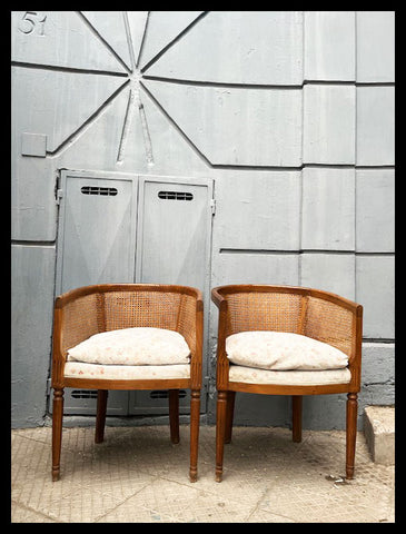 I.4192 PAREJA DE SILLONES ENJUNCADOS